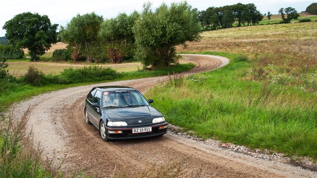 Den sorte Honda Civic VTEC, kørt at Bent Mikkelsen, Vejle med Kurt Rasmussen, Hammel som kortlæser kom for 3. gang i 2023 ind på 1. pladsen i Expert klassen.
(Foto: rallypics.dk-Viggo Johansen)